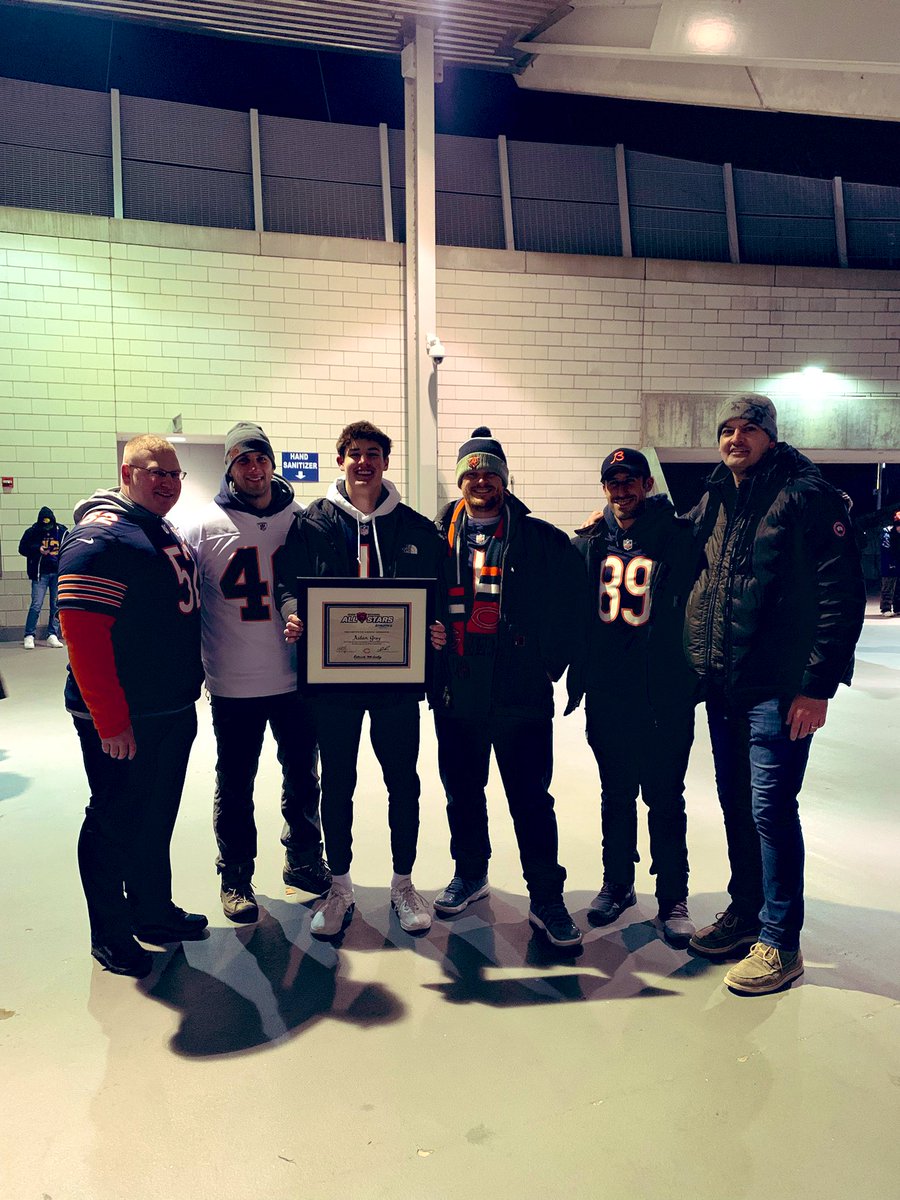 Huskie Strength & Performance (@huskiestrength) on Twitter photo Congratulations <a href="/AidanGray05/">Aidan Gray</a> of <a href="/HuskieFB/">Naperville North FB</a> for his recognition & selection of <a href="/ChicagoBears/">Chicago Bears</a> All-Star Player of the Week❕
#DevelopedHere
#WeBuildChampions
#TheDawgFactory Congratulations <a href="/AidanGray05/">Aidan Gray</a> of <a href="/HuskieFB/">Naperville North FB</a> for his recognition & selection of <a href="/ChicagoBears/">Chicago Bears</a> All-Star Player of the Week❕
#DevelopedHere
#WeBuildChampions
#TheDawgFactory