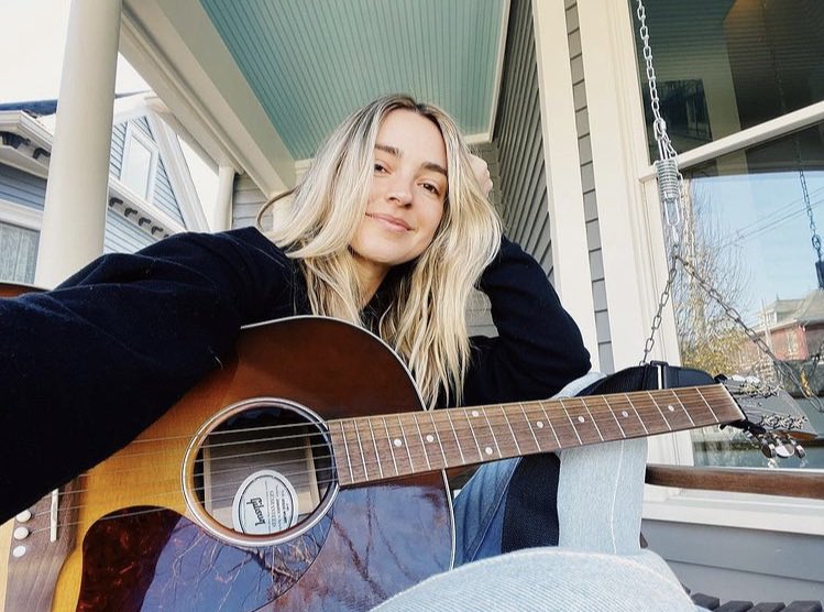 Thinking about <a href="/heffronclrive/">{NOT} 𝒦endall 𝒮chmidt</a> and writing some songs ✨