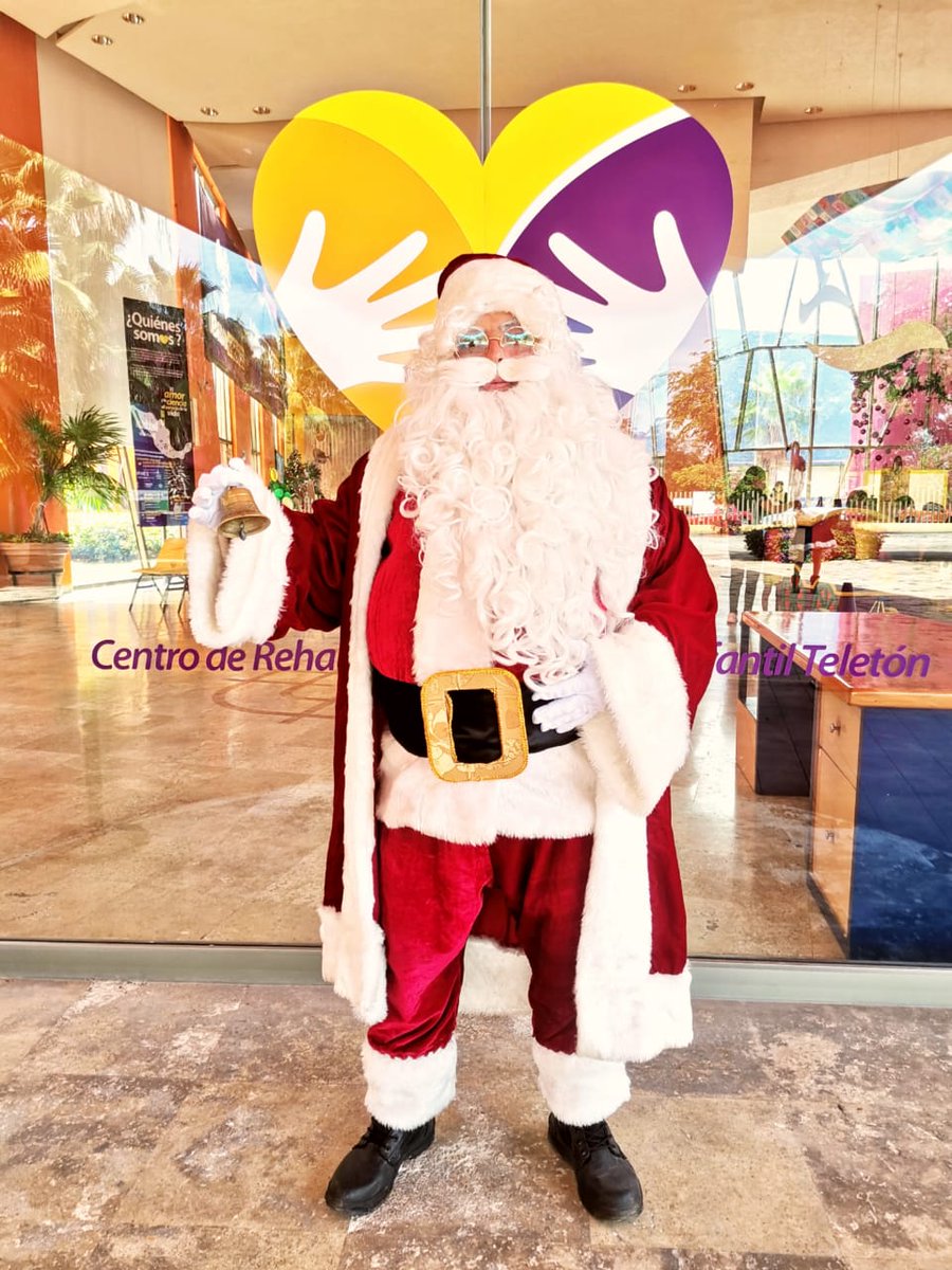 CRITYucatan's tweet photo. El día de ayer recibimos la visita de Santa Claus en el CRIT Yucatán, durante su recorrido dio regalos a los niños y niñas que se atienden en nuestro centro 💛☃
¡Gracias por ser #OrgullosamenteTercos!
#CoriMatius #EquipoNavidad
.
.
#CapacidadSinLímites #FundaciónTeletón https://t.co/kHNXTtpyRZ