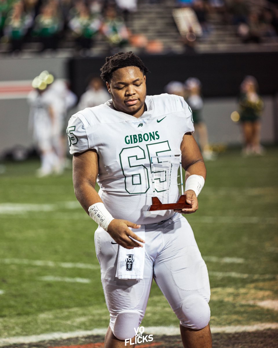jonathanward03's tweet photo. Senior Season Campaign‼️

4A All-State Long Snapper

Starting OL for all 16 games

2021 Academic All-State

2021 State Championship Sportsmanship Award

💍STATE CHAMPIONS💍

Long Snapping Highlights: https://t.co/BX7NApE5rm

Offensive Line Highlights: https://t.co/m58qLapdQ4 https://t.co/55gxDVSLuI