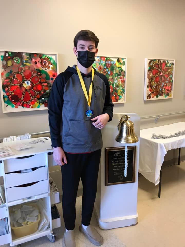 FH_Football's tweet photo. Ringin' Starr!

In the best news of the year -- former #FortHill player, 2020 graduate Ben Starr rang the bell at Johns Hopkins after a two-and-a-half year battle with T-Cell Lymphoblastic Lymphoma. He finished treatment on December 20, 2021.

Ben, we celebrate you. #onetoughdude https://t.co/lQGeDEUqXj