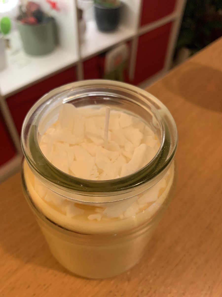 JennyArdley's tweet photo. Beeswax, soya , coconut oil candle. Pine scents for Xmas. #hippyshit https://t.co/vKkUvF33uu