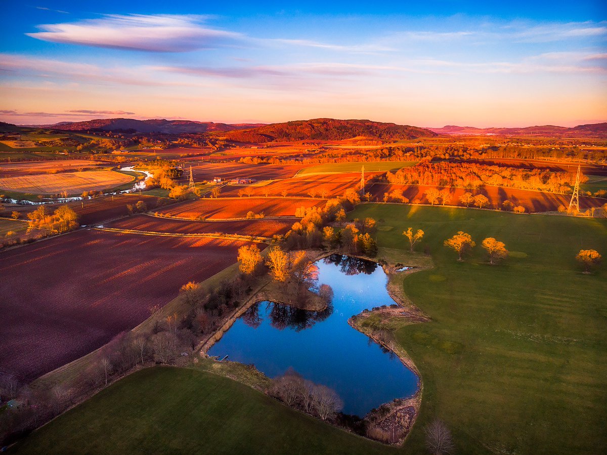 We're in the last 16 of #WorldCupofScenicScottishSchools 😍🙌

Vote below for your favourite 🥰