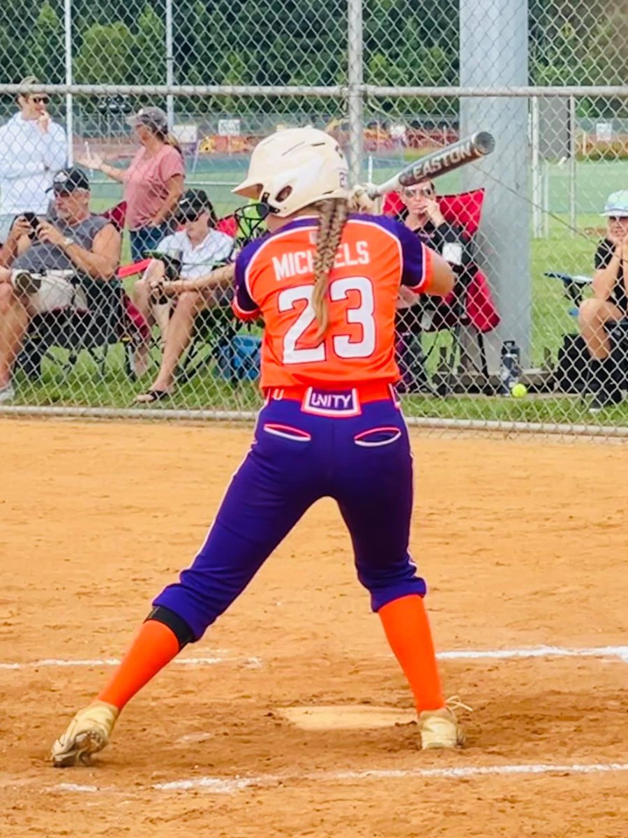 UnityBlackwell's tweet image. ** Commitment alert** 

Proud to announce that Brianna Michaels has decided to further her academic and softball career at Ferrum College!  The aPanthera are getting a stud SS and an excellent student!  Congratulations 🎊🎈 Brianna!