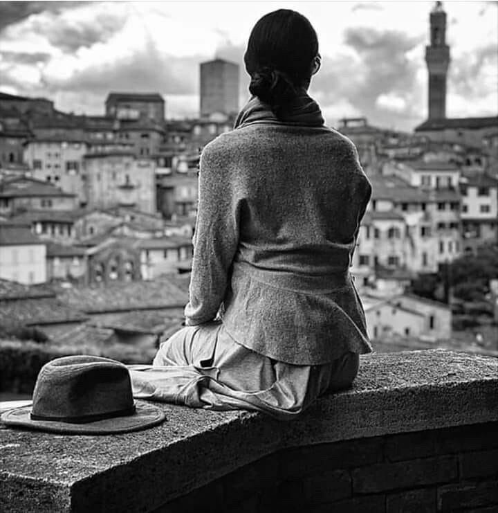 literlandweb1's tweet photo. "Siempre hay un tipo de nostalgia por los lugares donde te reconoces a ti mismo".
Sam Shepard https://t.co/F70ln5N2Ou