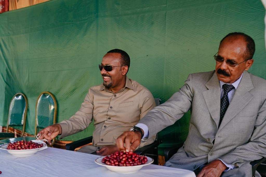 SINA_ME_98's tweet photo. @OgbeniDemola Now! They are trying to kill @AbiyAhmedAli because he made peace with neighboring countries that Will bring stability for #HOA and that he said, no being a puppet government as #TPLF bombing Somalia in the name of the terrorist group and firing rockets to Eritrea #NoMore https://t.co/025LQ8HtRy