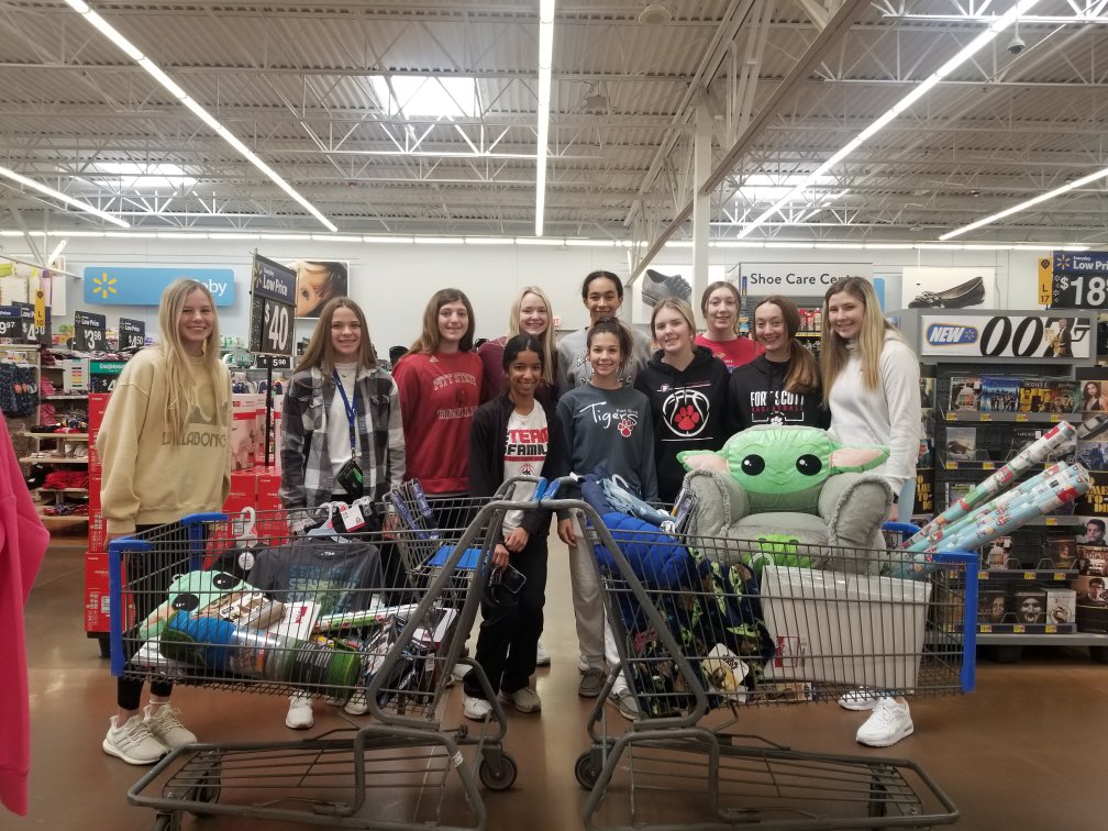 Fort Scott Lady Tigers Basketball tweet media