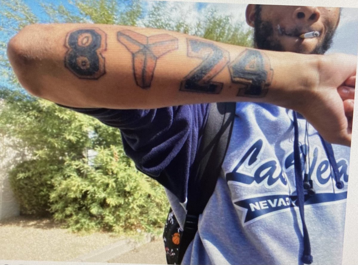 arking05's tweet photo. Meshawn Reed missing since 12/14/21! Might be on/near District 6 Reservation near Laveen, AZ, or Baseline &amp; 51st or McDowell &amp; 51st! https://t.co/rclAeN8PmG