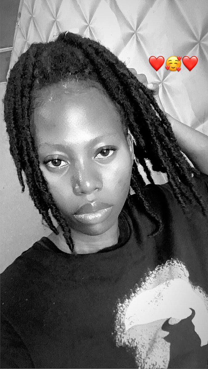 GbadeboEniola's tweet photo. Hey cutie 😍😍😍 https://t.co/MEA11eOjhW