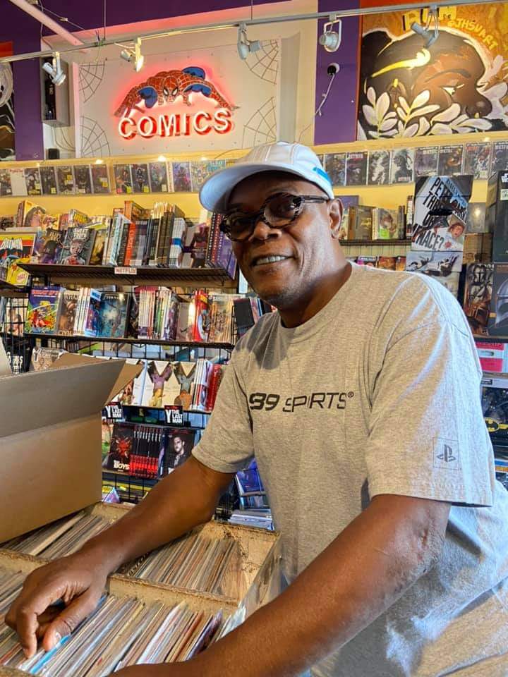 Happy 73rd birthday to that dedicated comic fan Samuel L. Jackson! 