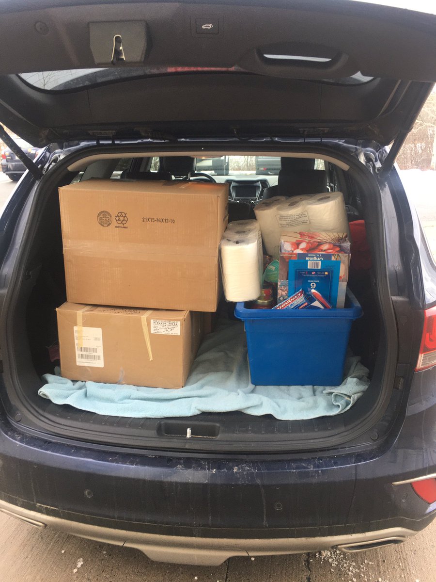 MRHSMustangs's tweet photo. @MRHSMustangs delivering supplies to the Musquodoboit Valley Food Bank.  Happy Holidays! @HRCE_NS @hclocalnstu https://t.co/kJXXgvy69a