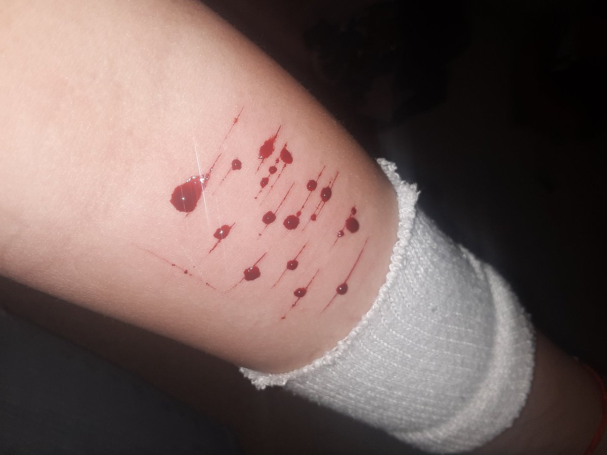 LSER66722307's tweet photo. TW//SH 
.
.
.
.
.
.
.
.
.
.
.
Got a new toy, thought I'd try it out raspberryfilling  redbreadtwt sh twt barcodetwt catscratchestwt styro twt ouchietwt https://t.co/teTYNLQsfX