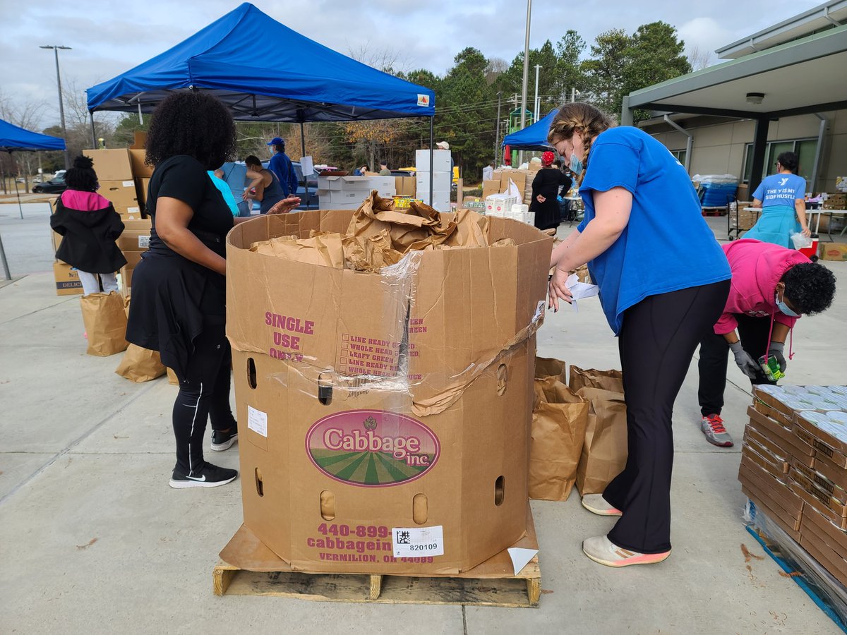 WadeWalkerYMCA's tweet photo. Thank you for donating to fill our truck headed to Mayfield KY. Touched by the outpouring support from our members, staff &amp; community across Metro Atlanta. Thanks to volunteers for sorting and packing truck. Grateful to all our generous donors including @arketi and @PenskeMoving. https://t.co/SQ2yJRPcwB