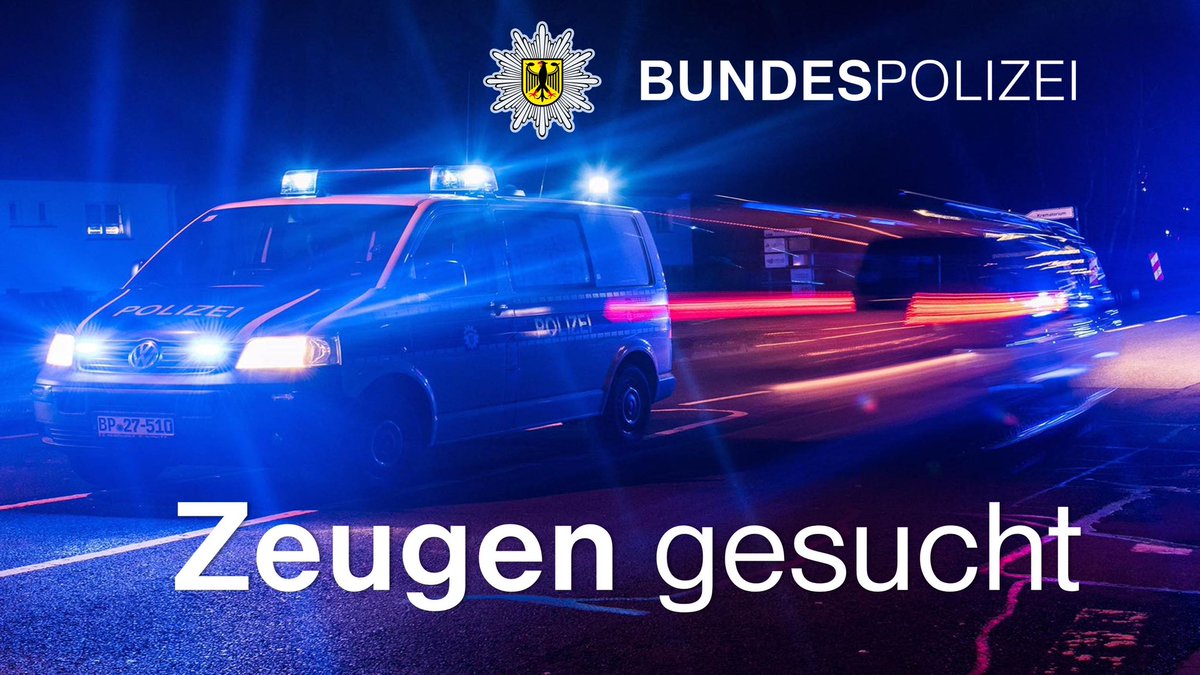 #Fahndung

Nachdem ein Unbekannter im August dieses Jahres am Bhf. #Oranienburg
mehrere Scheiben einer S-Bahn zerstörte, sucht die #Bundespolizei nun mit Lichtbildern nach dem Mann.

Hinweise bitte an:
📞 030206229360

Bilder und Infos: presseportal.de/blaulicht/pm/7…