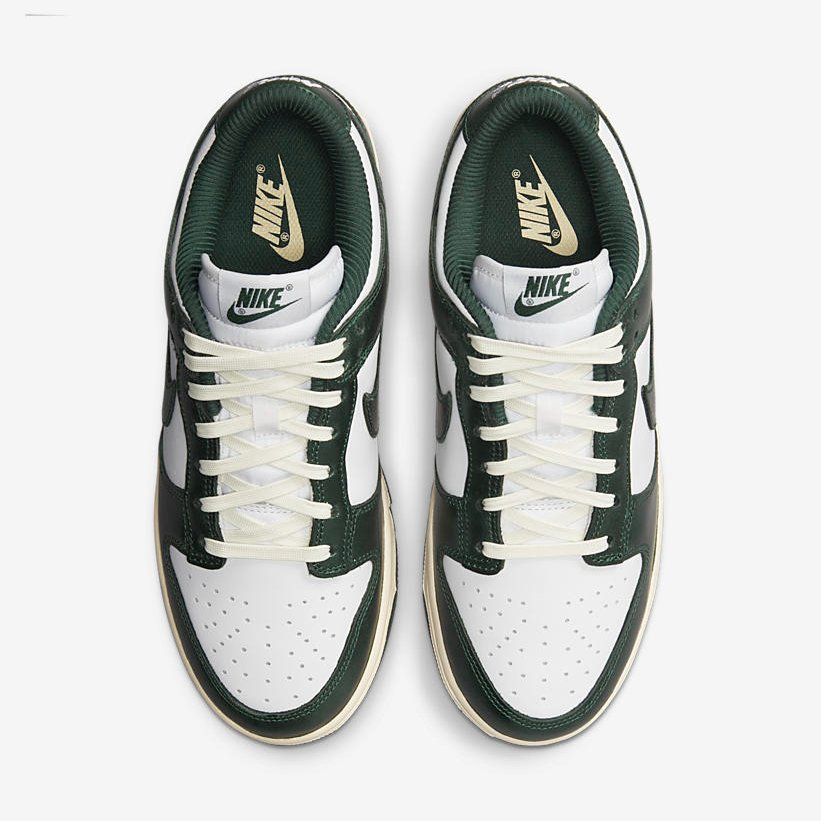 trantrinh20001's tweet photo. 📆2022/1
NIKE DUNK LOW “Vintage Green”💚 https://t.co/ZZJsqMMTQi