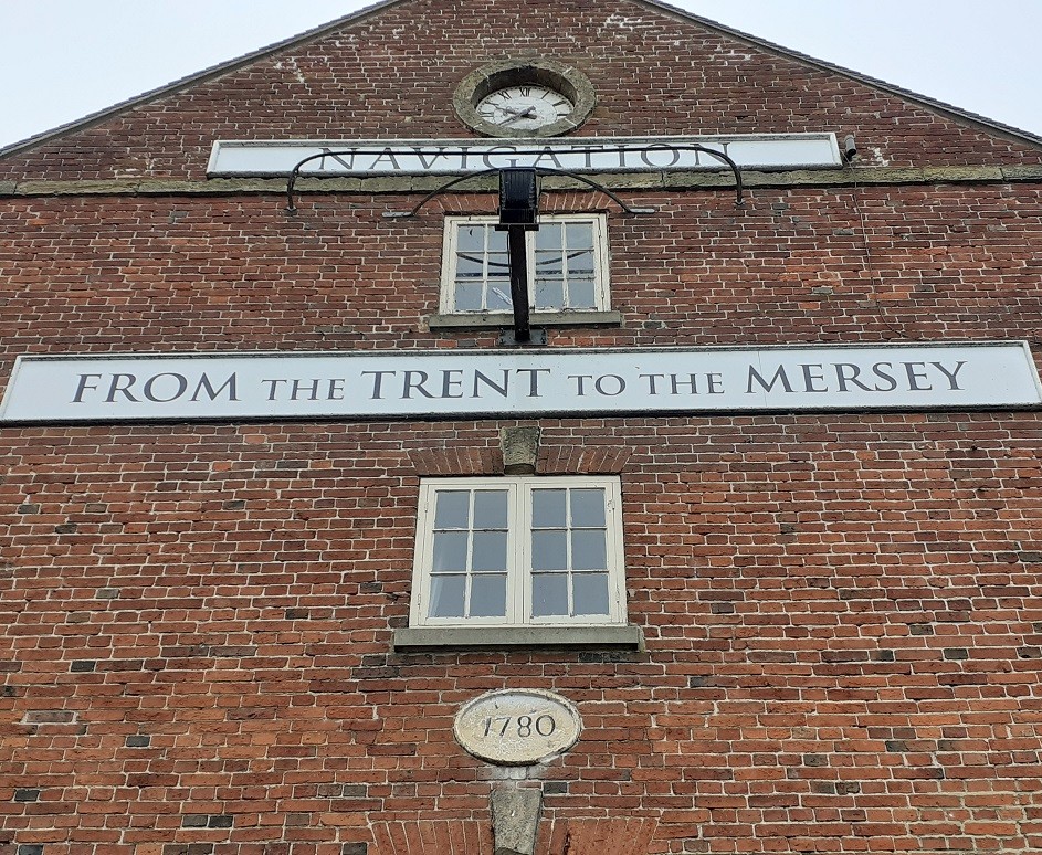 We are delighted that Shardlow's bid to become an Inland Heritage Port has been successful.

The 18th century canal port - along with all its associated wharves and warehouses - can be clearly seen today. 

More on the application: waterways.org.uk/about-us/news/…

#SaveWaterwaysHeritage