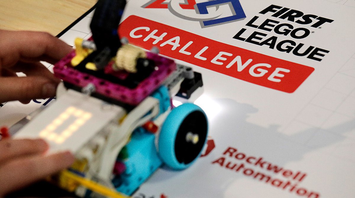 LEGO_Education's tweet photo. We know @firstlegoleague teams are imaginative and resilient. Their work in this year's theme CARGO CONNECT℠ did not disappoint! Students are challenged to explore the future of transportation. Congrats to all who participated, your #STEAM skills are outstanding! #SPIKEprime https://t.co/DFag4K2iVg