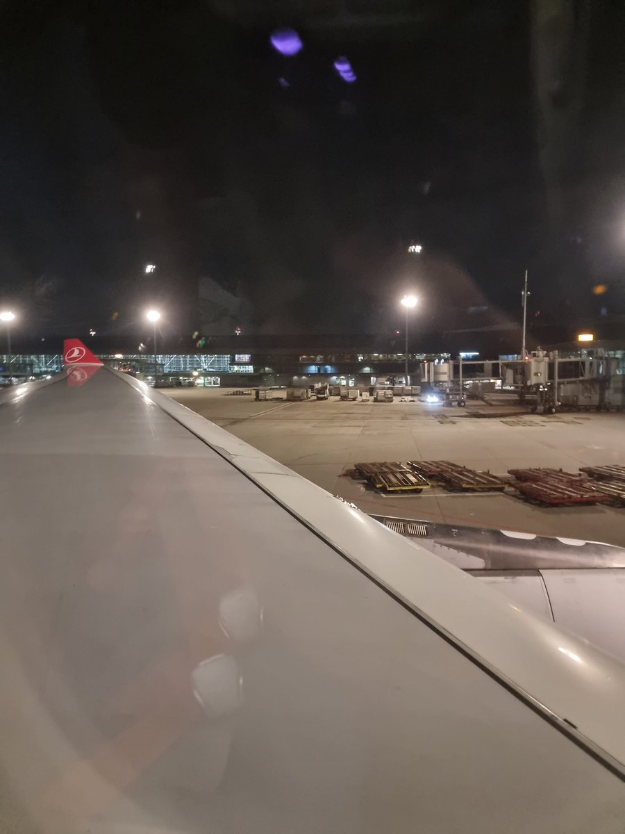 Risk_06's tweet photo. Goodbye Asia. I will forever remember what you gave me.❤❤❤ https://t.co/bsQHv4QATV