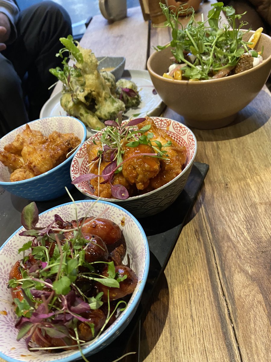 oldbankorrell's tweet photo. Xmas eve. Tapas style plates, music and lots of merriness at the Pemberton shop. 

Feel free to call and book a table otherwise just show up and we will do the rest!!!!
⛄️ 🎅🏻 🌲 🍺 🍷 https://t.co/Kmwo9qJbog