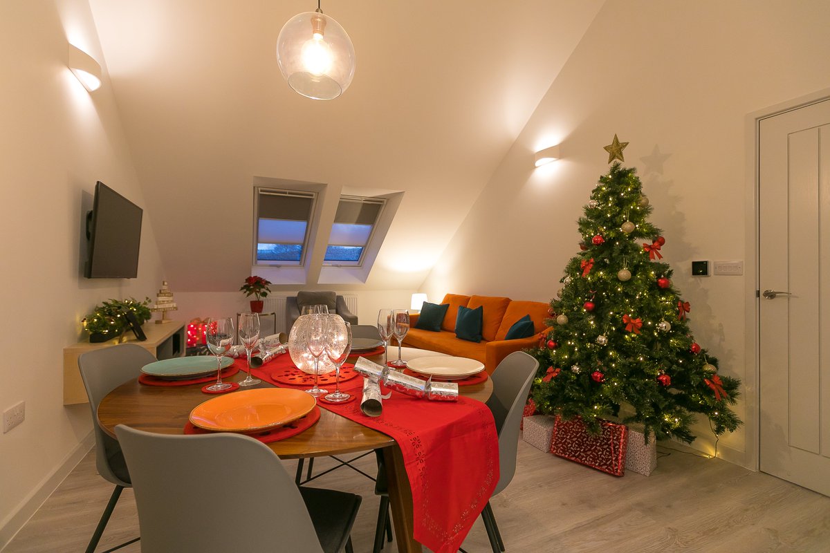 We've got all the festive feels this week as we welcome our Christmas guests to our self catering properties #christmasinstives #christmasholidays #selfcatering