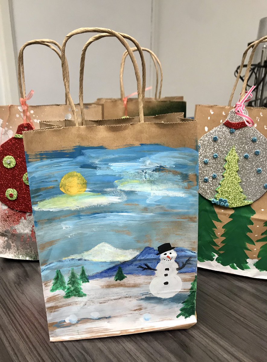 christinadmd's tweet photo. Beautiful holiday bags painted by Amelia, Ella and SC art students. Our clerical will love them! @CCPS_SCHS  @CCPSk12 https://t.co/9m83YMOpNj