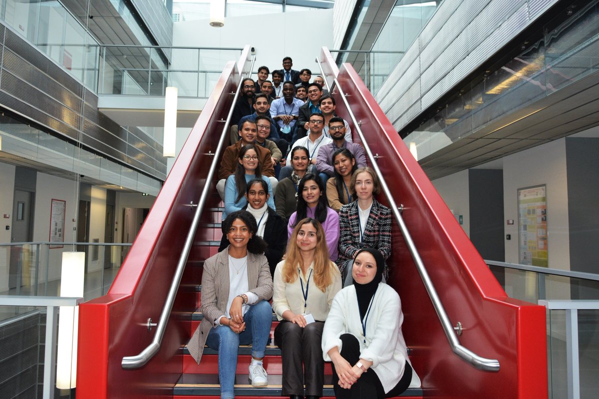 phd_destiny's tweet photo. So proud to introduce you the first Cohort of DESTINY Fellows !🧑‍🎓🔋
We wish you all a Merry Christmas🎄 and a Happy New Year!🌟

🇪🇺👉Don't miss the opportunity to join us - Cohort#2✌️: https://t.co/oXwR011tZn

@C_MASQUELIER @INC_CNRS @AlistoreE #PhD #meeting #Science https://t.co/79BsLBZZlU