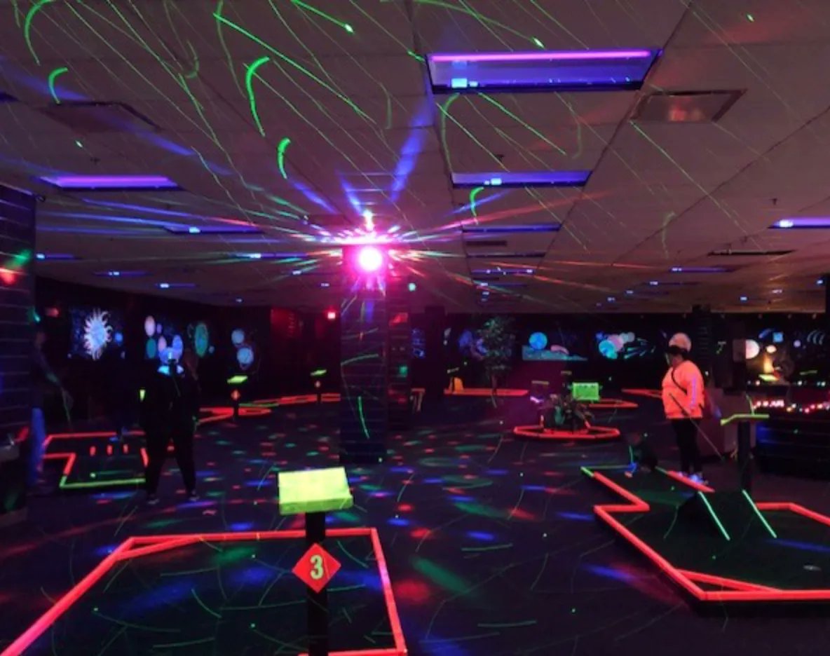 Welcome our newest store, Mini Golf!  They are located next to Dillard’s on the lower level and will be open Fridays and Saturdays from noon-9m and Sundays from noon-6pm.  Bring the entire family for some indoor fun as the temps outside keep dropping!
