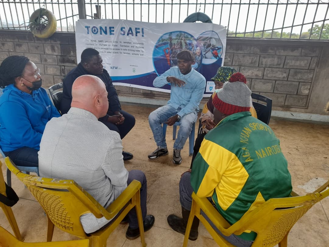 Mathare_Roots's tweet photo. TONE SAFI PROJECT CLOSE-OUT!!!
Today's event enabled us to see the impact that we've made in the past 2 years that this project has been running, populary referred to as, THE WATER FILTERS PROJECT by the members of our community Mathare.
#tonesafi
#righttosafedrinkingwater https://t.co/gIV8UWiabE