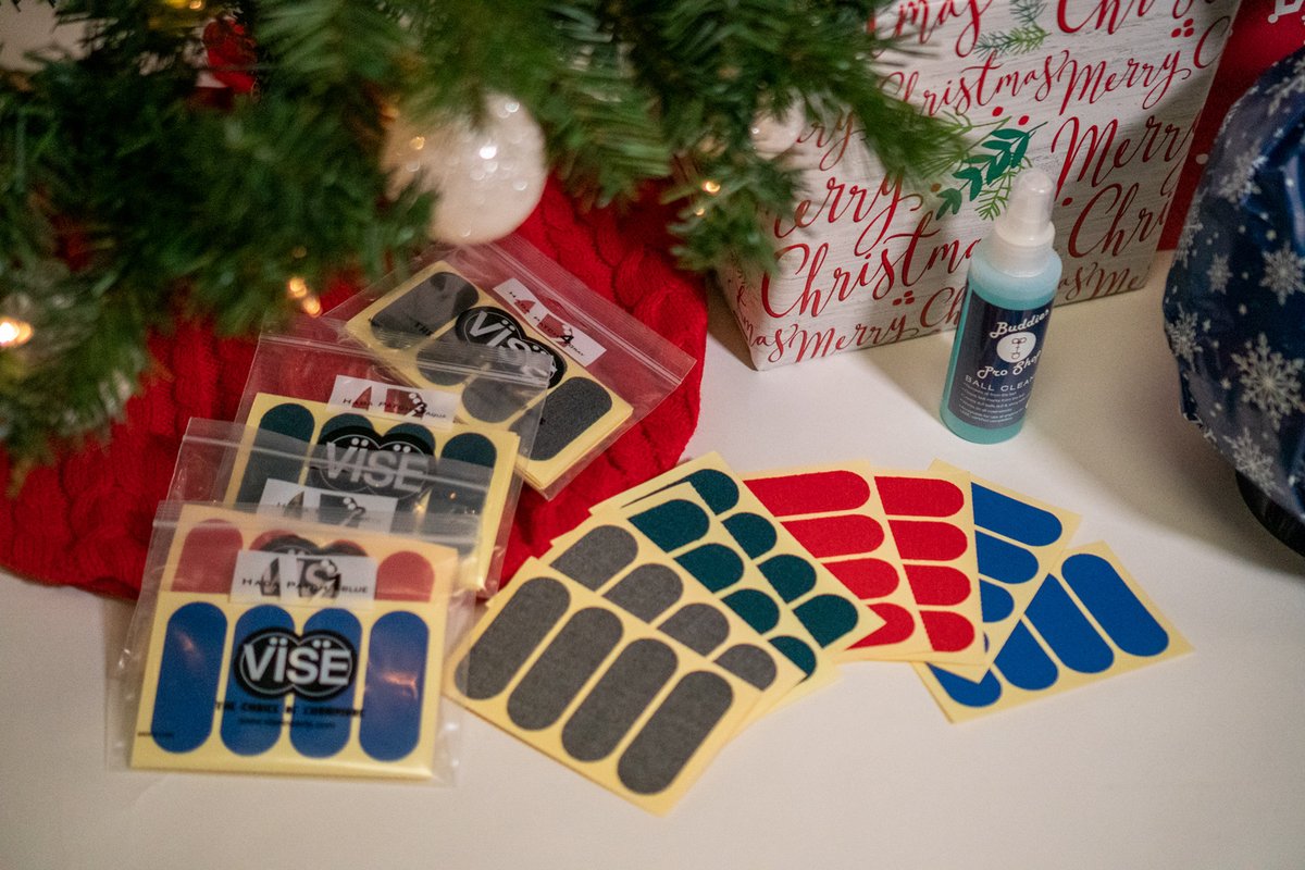BuddiesProShop's tweet photo. Vise Hada Patch Thumb Protection Tape is in stock and ready to ship for a great stocking stuffer.

Buy Hada Patch - https://t.co/Cyqe5pDcUl

#vise #hadapatch #stockingstuffer #bowling #bowlingball #thumbtape #thumbprotection https://t.co/pnvrM9Oheb