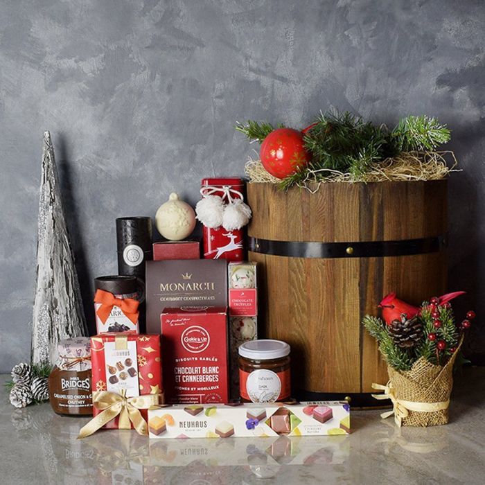 sendbaskets's tweet photo. At #Hamilton Baskets we offer a wide range of gourmet goods, #food, #snacks and #alcohol #gifts for your #Christmas #GiftBaskets.

Shop now! 🎁

https://t.co/24VTaWmJpt

#BasketsCo #Christmas2021 #Gift #GiftIdeas #Family #Friends #TuesdayMotivations #HolidaySeason #USA #Canada https://t.co/bPcdaYoBxU