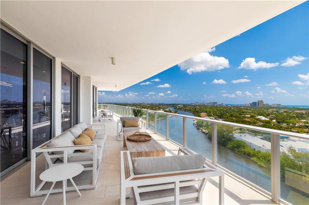 GlobaltyInvest's tweet photo. Stunning 2-story Penthouse being offered in the esteemed Riva Residences.

Riva Residences #1602, Fort Lauderdale  |  4 Beds |  4 Baths | 4,100 sqft  |  $4,995,000

info@globaltyinvestment.com

https://t.co/Y3QL1xGquY

#luxurycondos #realestate #fortlauderdale #rivaresidences https://t.co/Vdc4cFOsYG