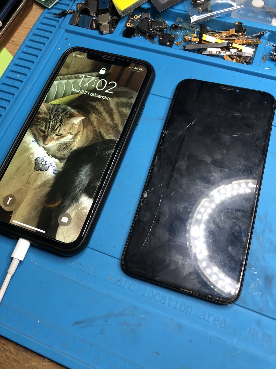 Desimlock_IMEI's tweet photo. Tout beau , tout neuf 👌 nous sommes spécialisés dans les réparations d’écrans d’IPhone contactez nous 👍 #iPhone13 #jailbreak #Apple #iaccessoires https://t.co/rsoqniQCpK
