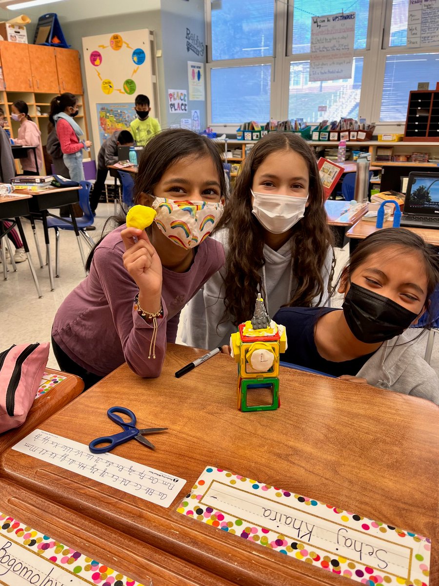 KestlerTeacher's tweet photo. 4th & 5th graders are learning about and constructing iconic landmarks in STEAM @Hillside_Elem #BigBen #leaningtowerofpisa #thespaceneedle #stlouisarch https://t.co/9J62zgXLJG