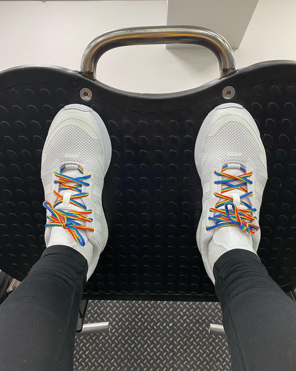 Tuesday means one thing…..Leg Day!!!! Rockin’ the #rainbowlaces today in support of @stonewalluk and the #lgbtq🌈 community #gym #gymlife #gymmotivation #legday #legdayworkout #laceupandspeakup #sportisforeveryone #fitnessisforeveryone #puregymburnham #stonewalluk