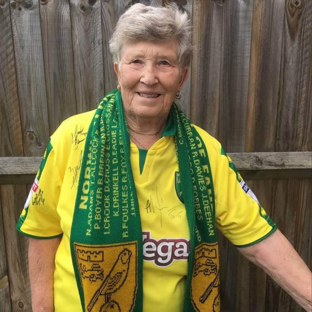 RIP Lil - you'll be in our hearts and minds every time we sing on the Barclay 💛💚