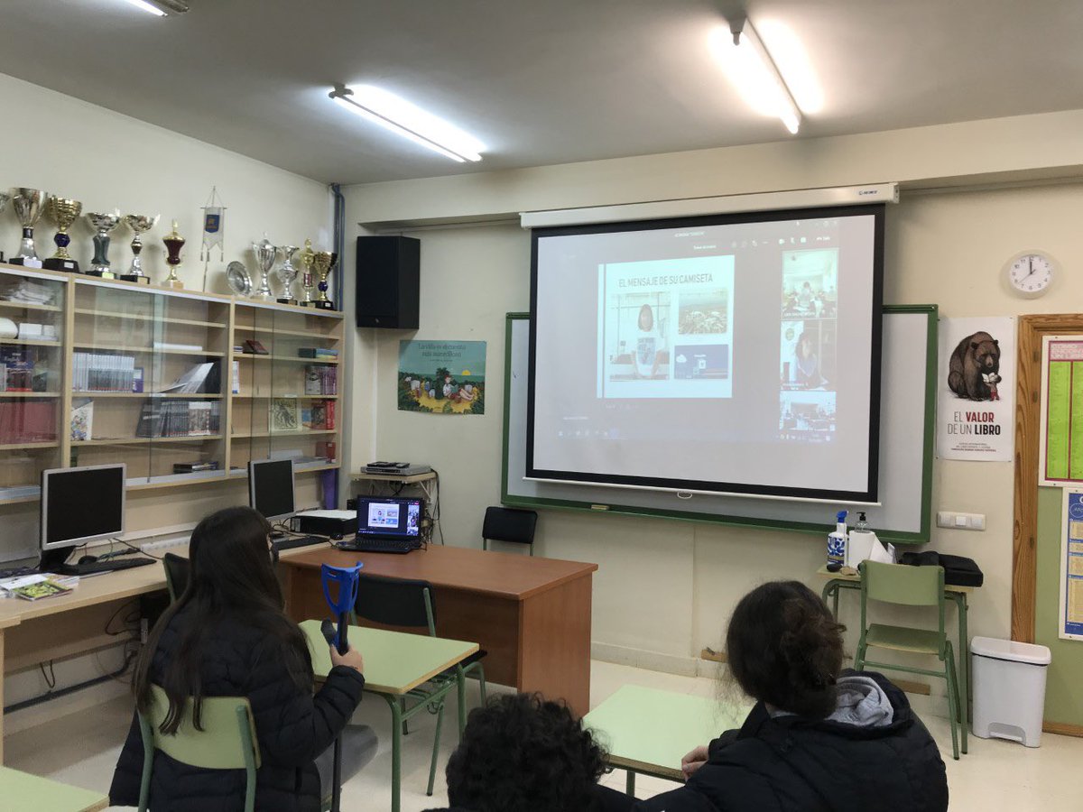 IESFranciscoSalinas tweet media