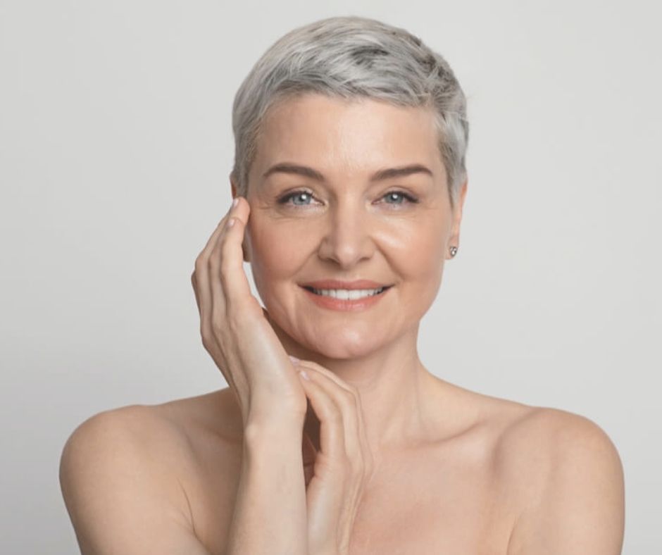 SkinOnlineBlog's tweet photo. Anatomically ageing occurs at different levels. The area's to watch out for include the upper face (forehead, brows and eyes) compared to the mid-face (cheeks, nose), chin, and neck https://t.co/tSmBaNqAyO
#SkinOnline #SkinOnlineBlog #MDCodes #injectables #DermalVolumisers https://t.co/Xc271LW79U