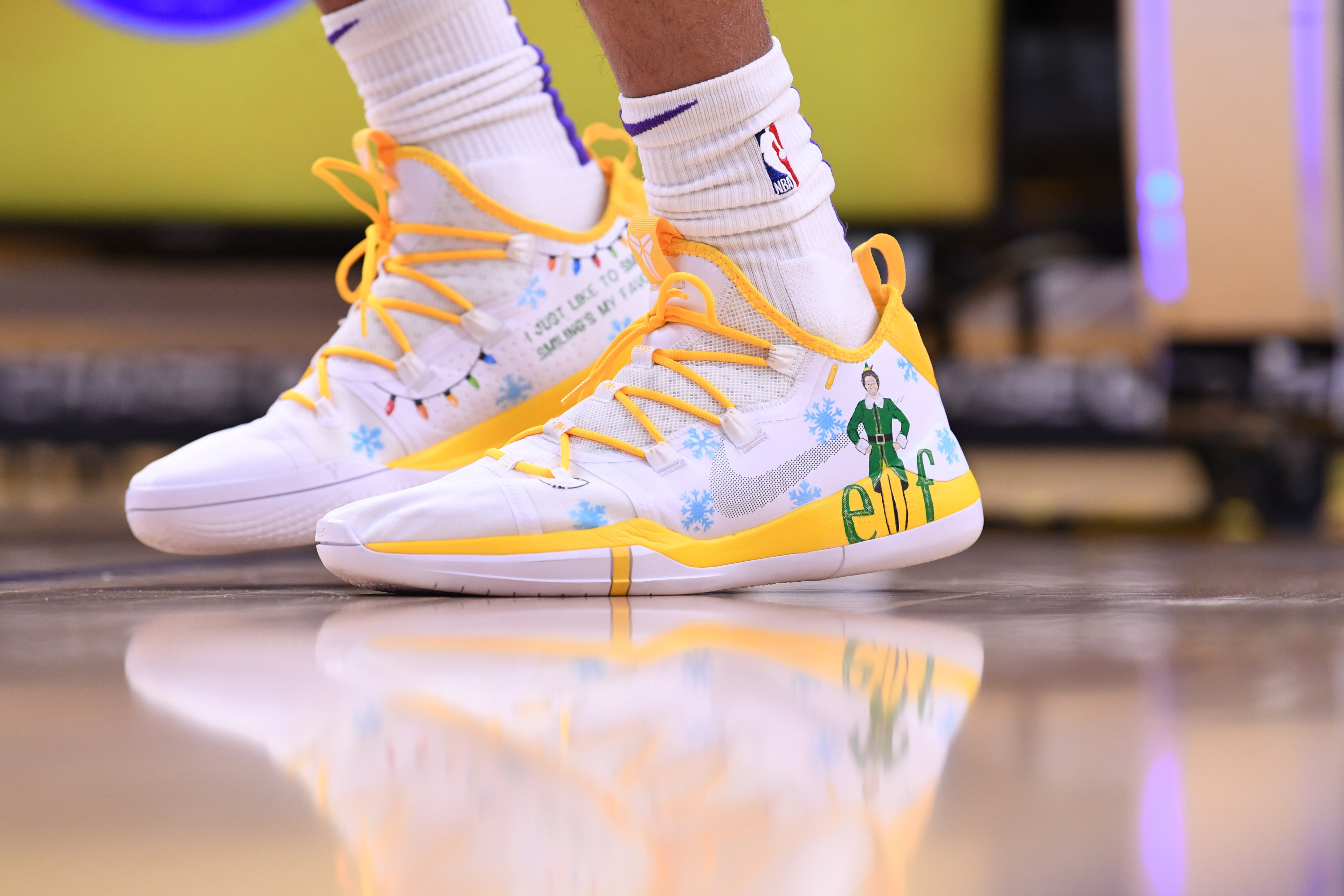 Kobe ad customs sales