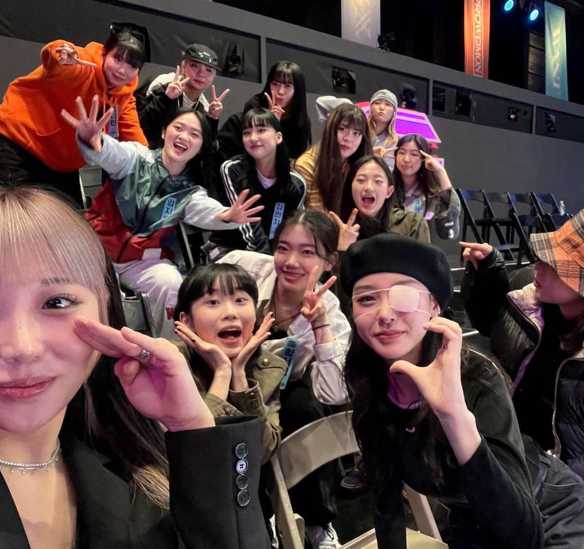 우리 노제여보 오늘 방송보는데 내가 다 눈물이 나네╥﹏╥
오늘 스걸파 방송을 봤는지는 모르겠지만
노제여보 울컥할 거 같아서 끄적여
트레드,뉴니온 두 크루 다 최고였어
울 노제여보 맘 상해하지말고 속상해하지도 말았으면 해 웨이비,트레드,뉴니온 다 최고이고 항상 응원할게💙
#노제여보