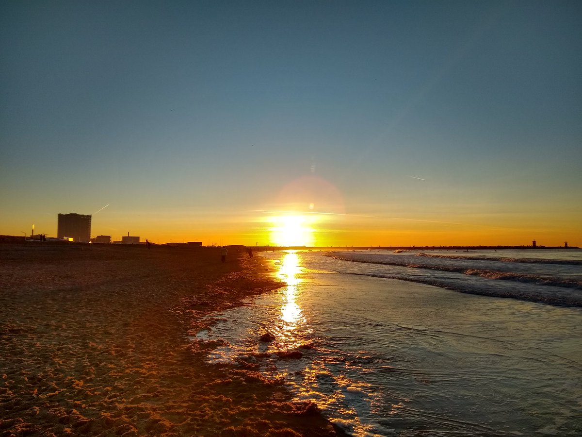 #Kortstedag Make the hours count! En dan nu weer lengen hè ☀️