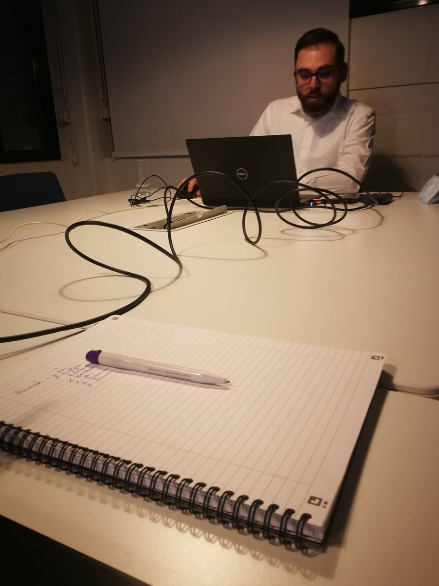 sdevlieg's tweet photo. .@MteamUGent member Bruno Silva is currently defending his PhD on the interaction of bovine non-aureus staphs with Staph aureus online (in #COVID19 times... ). Keep your fingers crossed as his family and friends from Brazil are doing. https://t.co/TuTIcK0iw8
