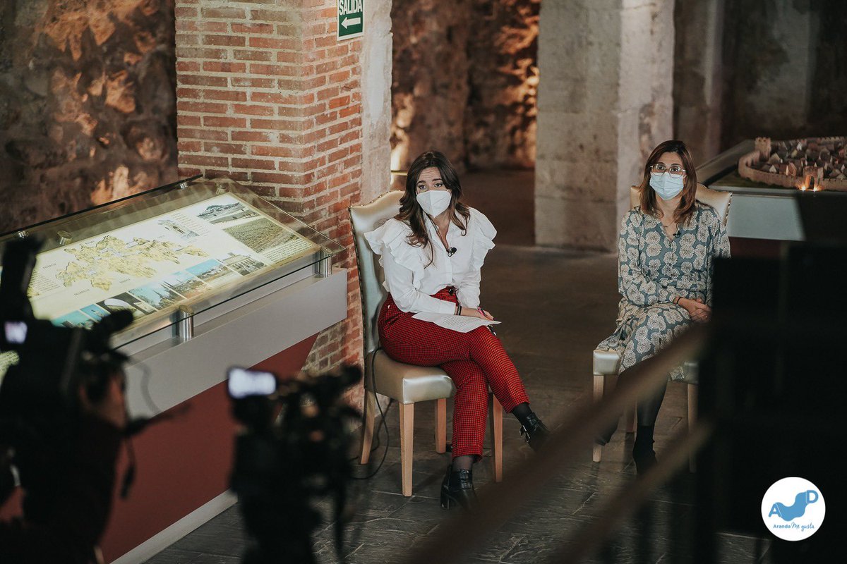 aranda_megusta's tweet image. 📸 Imágenes de la entrevista que @telearanda ha grabado hoy con Raquel González, Alcaldesa de Aranda de Duero, y la Concejala Olga Maderuelo; con especial protagonismo a la Agenda Urbana de nuestra ciudad. 🎙️🎥

#ArandaCiudadEuropeadelVino2022
#AUArandadeDuero #ArandaCompartida