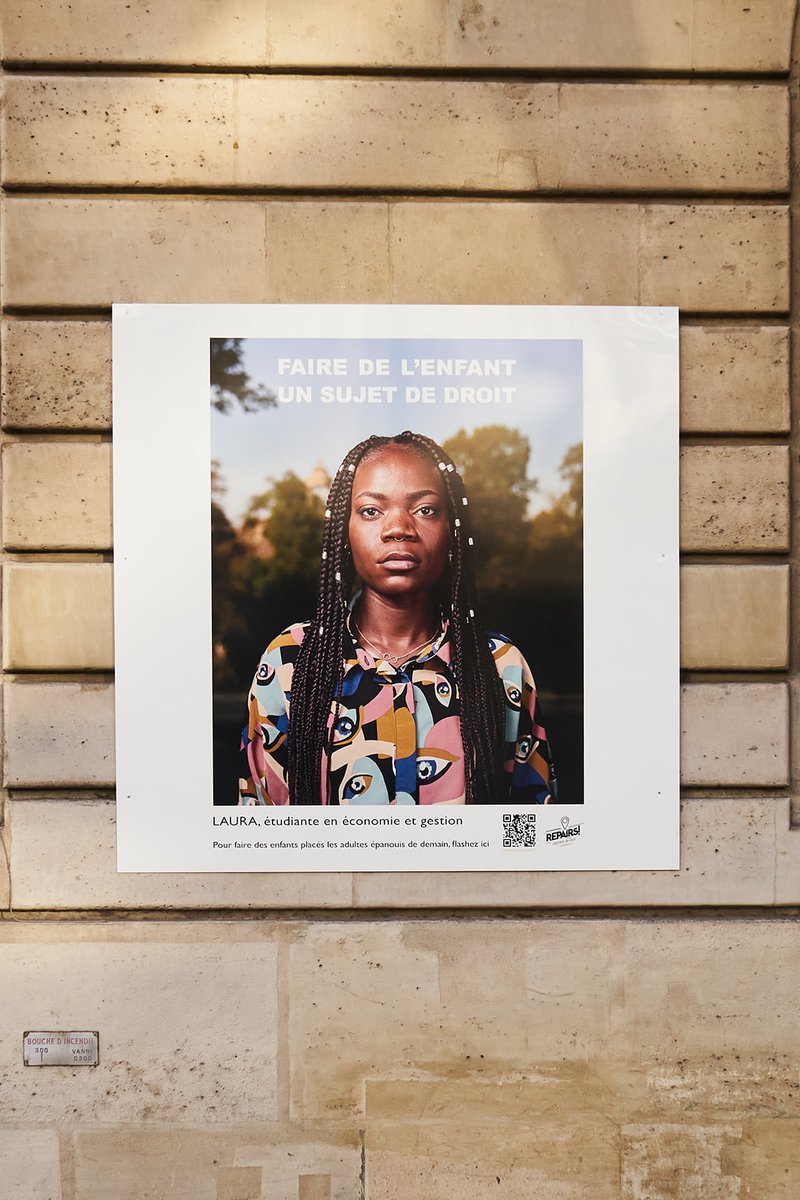 StudioHansLucas's tweet photo. [EXPO] 
Nicolas Friess présente l'exposition “Enfances Placées”, visible sur les murs de la Caserne Napoléon à deux pas de l'hôtel de ville de Paris, jusqu’au 3 janvier 2021,
Crédit @nicographic. https://t.co/jvrUopuwiY