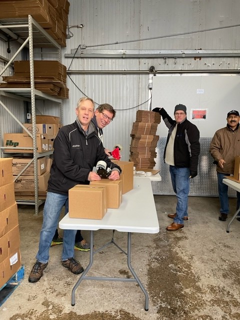 CambNorthRotary's tweet photo. We had a great time packing the hams for our annual Christmas Ham Fundraiser. Thanks to all that supported our sold out event! https://t.co/JJXKytuJDv