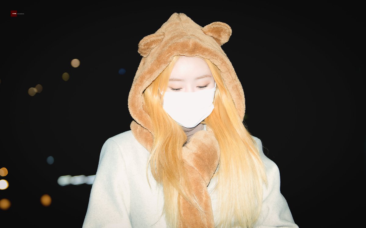 21221 영스트리트 출근

#드림캐쳐 #dreamcatcher #수아 #sua #김보라