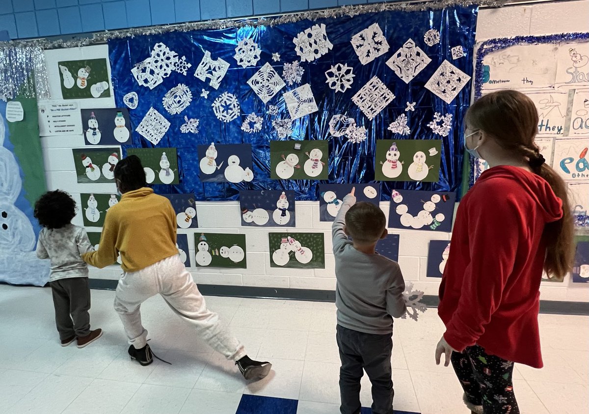 mainsPBsuper's tweet photo. PBE students created a “Snowmen At Night” story that stretches across the entire 2nd floor hallway.  Older students are taking younger students on a “tour” of these creative installations! https://t.co/GuPfhbVyZ3