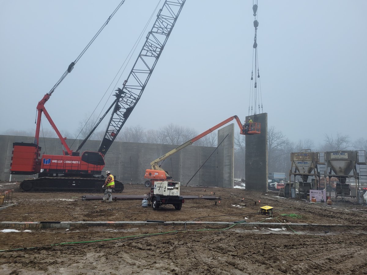 WellsConcrete's tweet photo. Our new project with Discovery Middle School in Alexandria MN, is about investing in our children.. The middle school will add a precast concrete gymnasium and meeting space. This facility will offer a safe environment for athletic and creative education. #WellsBuilds #Education https://t.co/5RHRxp51P8