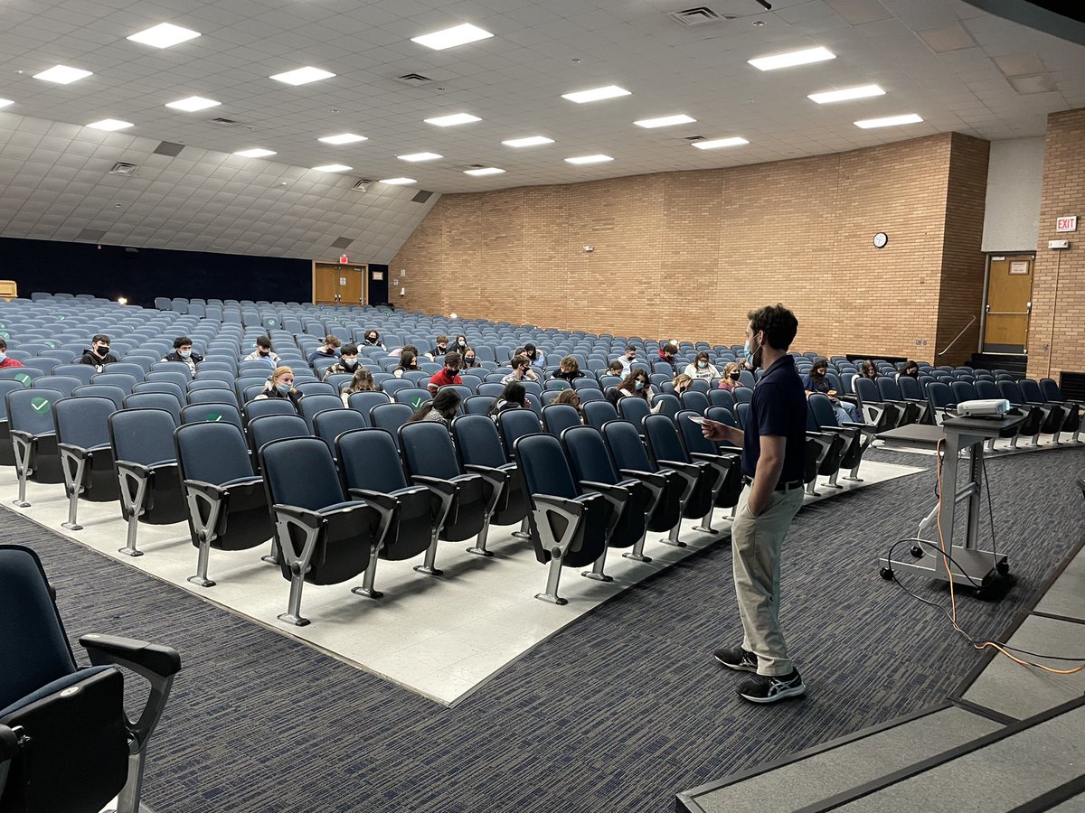 It was an absolute honor to speak to the captains of Freehold Township High School about Greater Than The Game!
.
.
. #greaterthanthegame #leadership #sportsinspired #freehold #freeholdtownship #patriotnation #fths