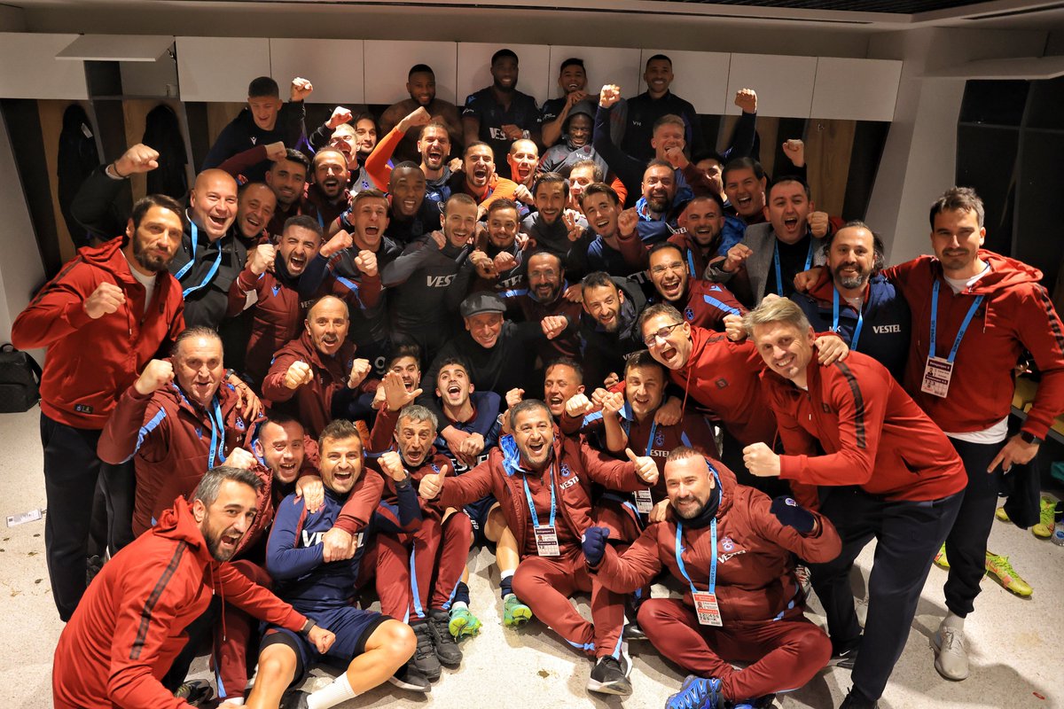 Trabzonspor's tweet photo. L İ D E R 💪 https://t.co/o0TsUIhQzY