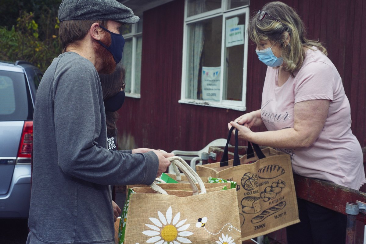 btnhovefood's tweet photo. "Not always having enough money to do shopping as well as pay all the bills but knowing I can still feed my family is great"
Emergency food in Brighton &amp; Hove is vital for many local people but they need your help. Share and donate to #HungryThisWinter
https://t.co/GTOybUXnO3 https://t.co/ma1ynwMCHY